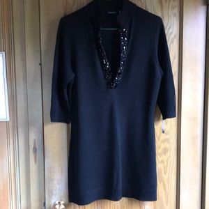 Magaschoni beaded neckline tunic sweater. Size M. Excellent used condition.